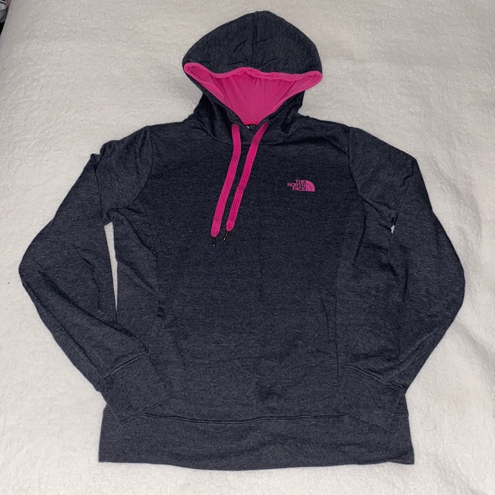 Women’s NorthFace Hoodie, size Medium